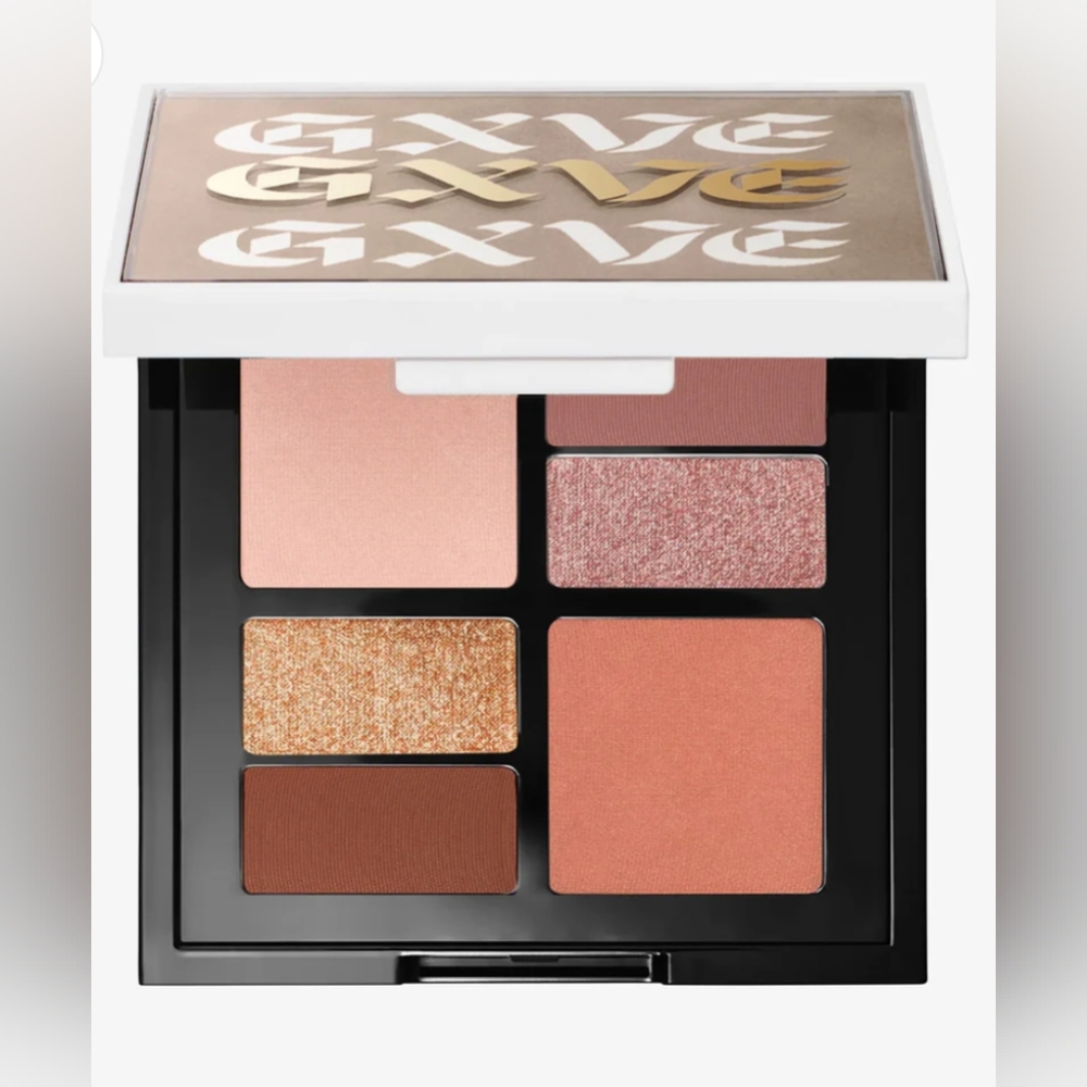 GXVE BEAUTY Eye See in Color Multidimensional Eyeshadow Palette